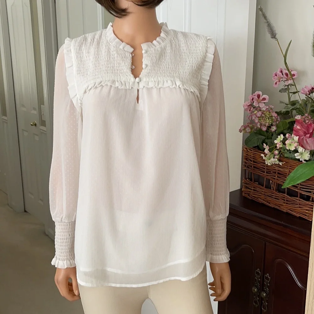 NWOT Loft White Textured Blouse - Picture 4 of 9